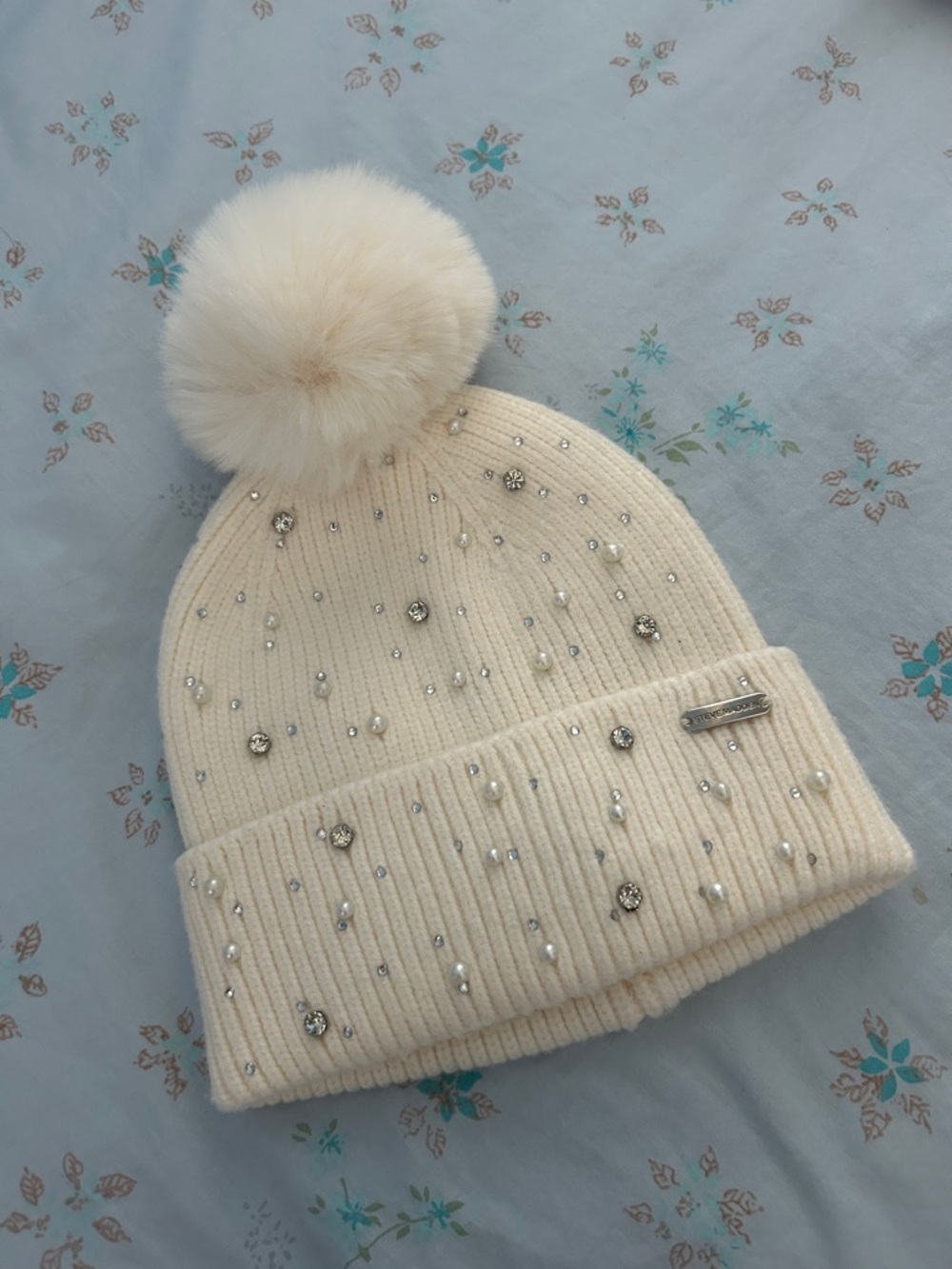 Steve Madden beanie